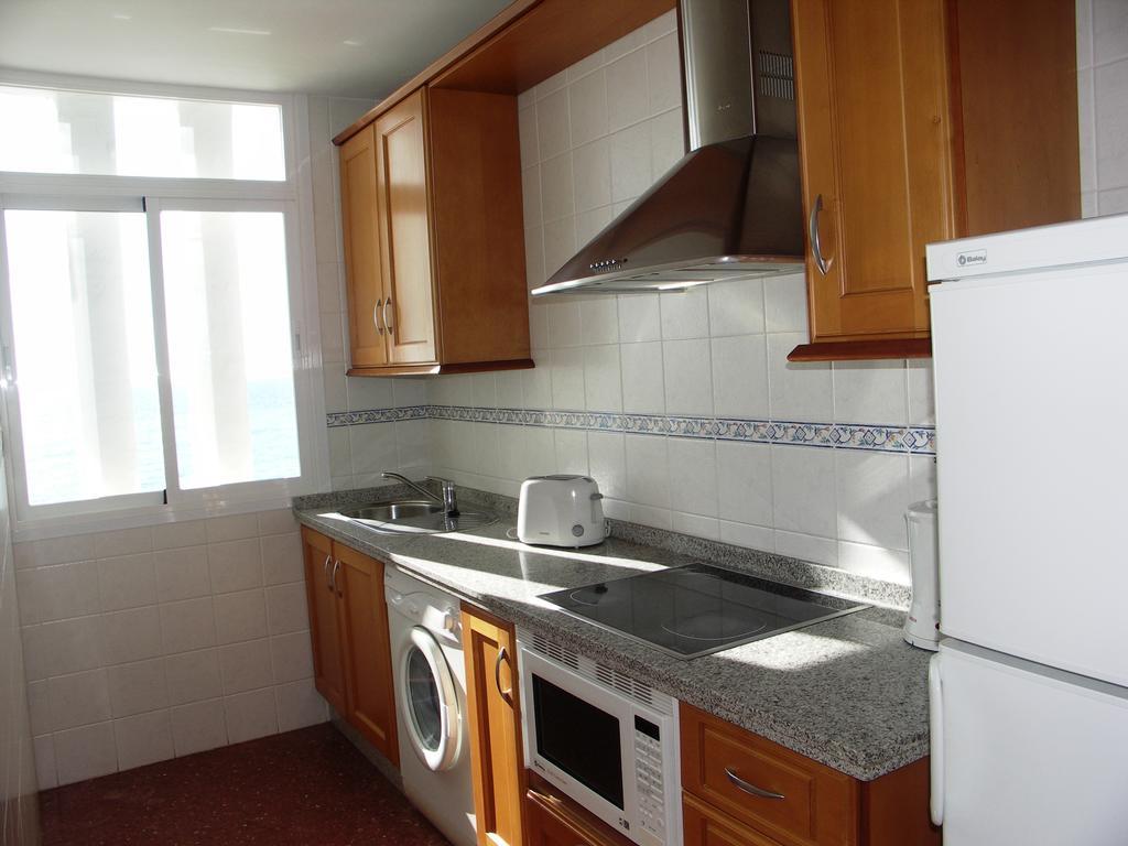Apartamentos Lual Torrecilla Нерха Екстериор снимка